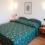 Makin 3* Novigrad Istria