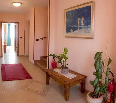 Makin 3* Novigrad Istria