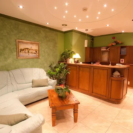 Hotel Makin Novigrad (Istria)