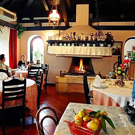 Makin 3* Novigrad Istria
