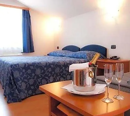 Makin 3* Novigrad Istria